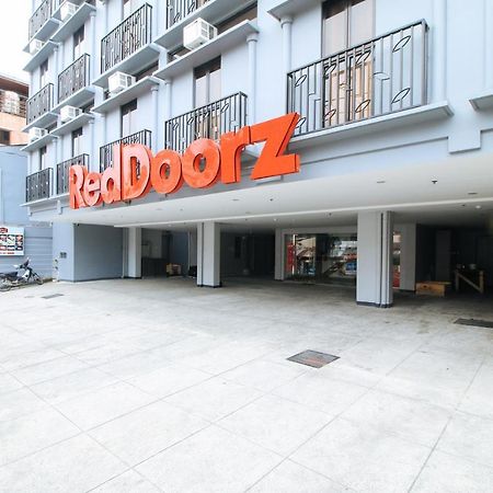 Reddoorz Plus @ Jardin Suites Guadalupe Nuevo Mandaluyong Exterior photo